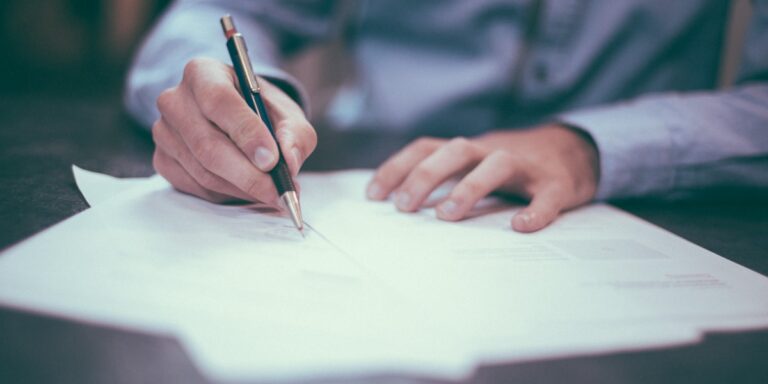 Personal Loans in the U.S.: Factors That Influence Approval and Costs