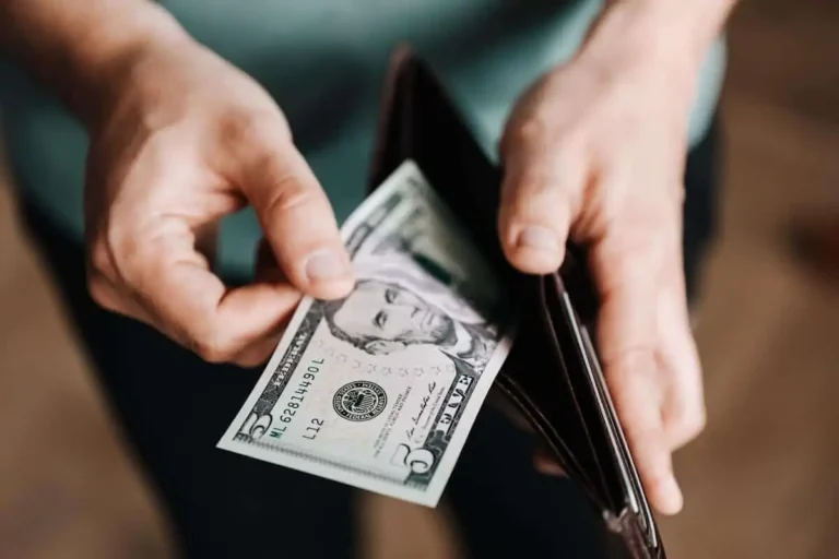 Trends in micro-investing in the US: How to start with little money